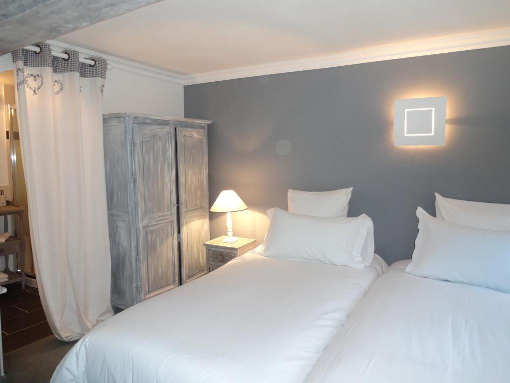 Hotel Le P'Tit Beaumont الغرفة الصورة